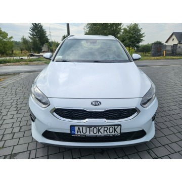 Kia Ceed  Kombi 2019,  1.4 benzyna - Na sprzedaż za 42 900 zł - Liszki - zdjęcie 2