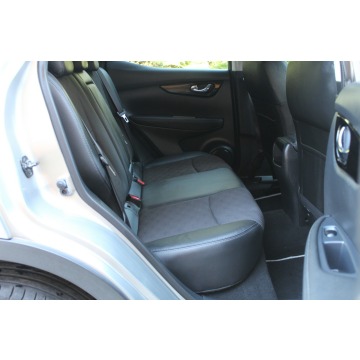 Nissan Qashqai  SUV 2015,  1.6 benzyna - Na sprzedaż za 51 900 zł - Lubań - zdjęcie 12