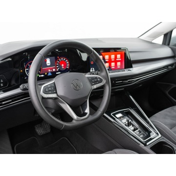 Volkswagen Golf  Kombi 2023,  2.0 diesel, automat - Na sprzedaż za 88 850 zł - Gdynia - zdjęcie 6