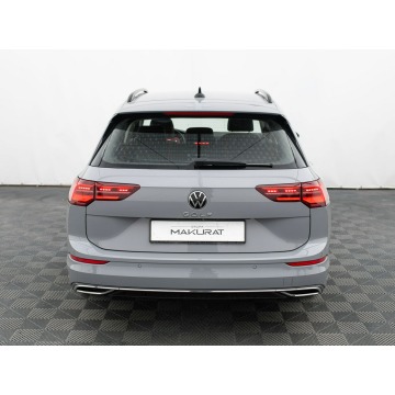 Volkswagen Golf  Kombi 2023,  2.0 diesel, automat - Na sprzedaż za 88 850 zł - Gdynia - zdjęcie 8