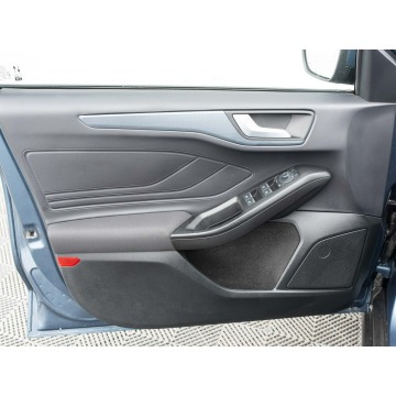 Ford Focus  Kombi 2024,  1.0 benzyna, automat - Na sprzedaż za 88 850 zł - Gdynia - zdjęcie 9