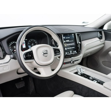 Volvo   SUV 2020,  2.0 diesel, automat - Na sprzedaż za 134 850 zł - Pępowo - zdjęcie 6