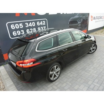 Peugeot 308  Kombi 2019,  1.5 diesel - Na sprzedaż za 39 900 zł - Wągrowiec - zdjęcie 8