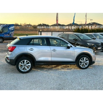 Audi Q2  Liftback 2023,  1.5 benzyna, automat - Na sprzedaż za 88 999 zł - Grójec - zdjęcie 9