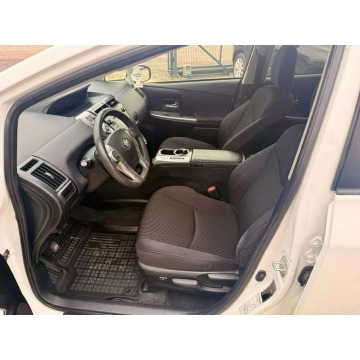 Toyota Prius  Kombi 2020,  1.8 hybryda, automat - Na sprzedaż za 67 900 zł - Grójec - zdjęcie 9