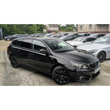 Peugeot 308  Kombi 2018,  1.2 benzyna - Na sprzedaż za 28 900 zł - Częstochowa - zdjęcie 8