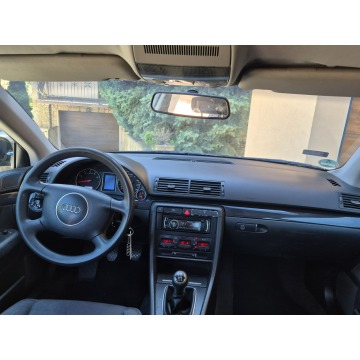 Audi A4  Sedan/Limuzyna 2002,  1.6 benzyna - Na sprzedaż za 2 700,00 zł - Radom - zdjęcie 8