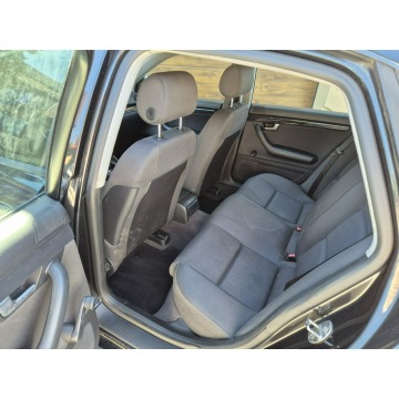Audi A4  Sedan/Limuzyna 2002,  1.6 benzyna - Na sprzedaż za 2 700,00 zł - Radom - zdjęcie 10