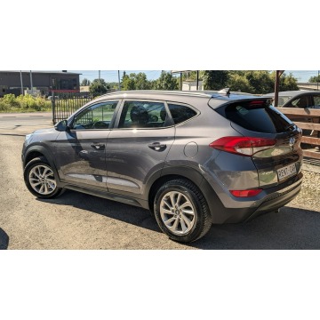 Hyundai Tucson  SUV 2016,  1.7 diesel - Na sprzedaż za 44 900 zł - Częstochowa - zdjęcie 9
