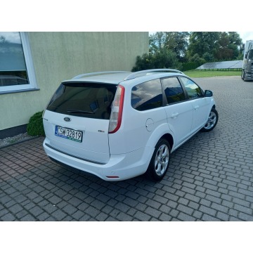 Ford Focus  Kombi 2010,  1.6 diesel - Na sprzedaż za 10 900 zł - Nowe - zdjęcie 4