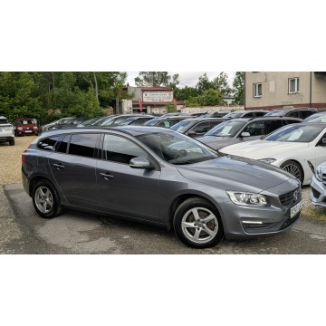 Volvo V60  Kombi 2015,  2.0 diesel - Na sprzedaż za 34 900 zł - Częstochowa - zdjęcie 7