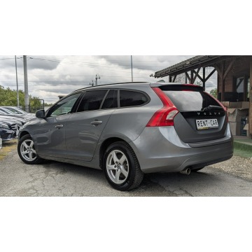 Volvo V60  Kombi 2015,  2.0 diesel - Na sprzedaż za 34 900 zł - Częstochowa - zdjęcie 10