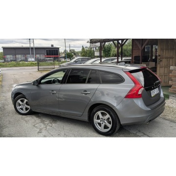 Volvo V60  Kombi 2015,  2.0 diesel - Na sprzedaż za 34 900 zł - Częstochowa - zdjęcie 8