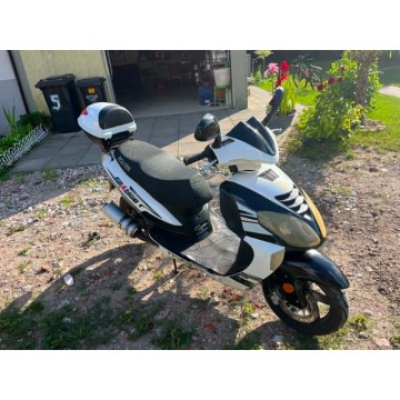 Motorower Skuter Romet Motors - Skutery - Leśnice - zdjęcie 2