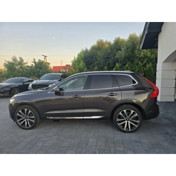 Volvo   SUV 2022,  2.0 diesel, automat - Na sprzedaż za 129 990 zł - Żarki - zdjęcie 7