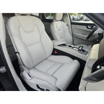 Volvo   SUV 2022,  2.0 diesel, automat - Na sprzedaż za 129 990 zł - Żarki - zdjęcie 12
