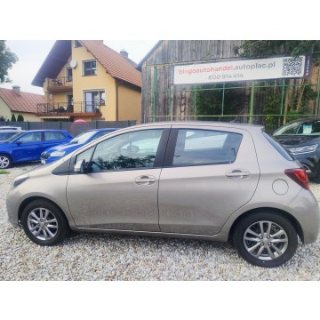 Toyota Yaris  Hatchback 2014,  1.3 benzyna - Na sprzedaż za 37 600 zł - Harklowa - zdjęcie 7