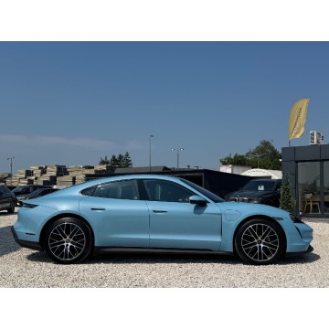 Porsche Taycan  Sedan/Limuzyna 2023 elektryczny, automat - Na sprzedaż za 274 900 zł - Michałowice-Wieś - zdjęcie 3