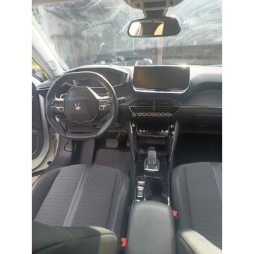 Peugeot 2008 2021rok diesel