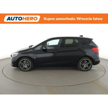BMW Seria 2  Minivan/Van 2018,  1.5 hybryda, automat - Na sprzedaż za 60 900 zł - Warszawa - zdjęcie 2