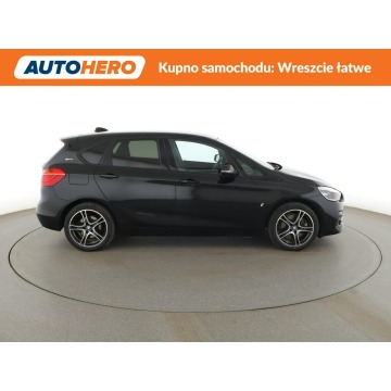BMW Seria 2  Minivan/Van 2018,  1.5 hybryda, automat - Na sprzedaż za 60 900 zł - Warszawa - zdjęcie 10