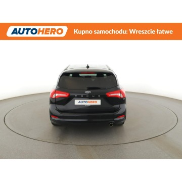 Ford Focus  Kombi 2019,  1.5 diesel - Na sprzedaż za 44 900 zł - Warszawa - zdjęcie 6