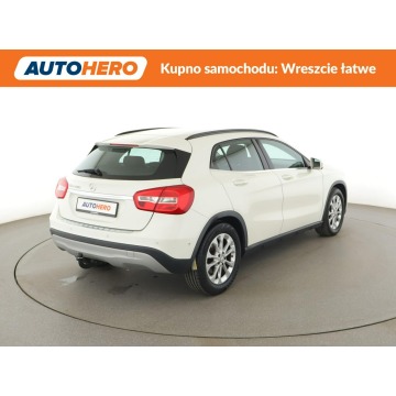 Mercedes - Benz GLA-klasa  SUV 2015,  1.6 benzyna - Na sprzedaż za 55 900 zł - Warszawa - zdjęcie 7