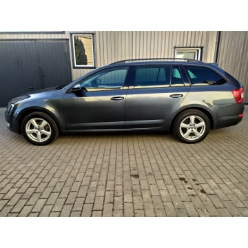 Skoda Octavia  Kombi 2015,  1.4 benzyna - Na sprzedaż za 33 900 zł - Strzała - zdjęcie 4