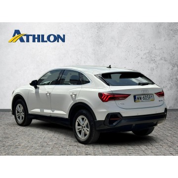 Audi Q3  SUV 2021,  1.5 benzyna, automat - Na sprzedaż za 101 800 zł - Jawczyce - zdjęcie 3