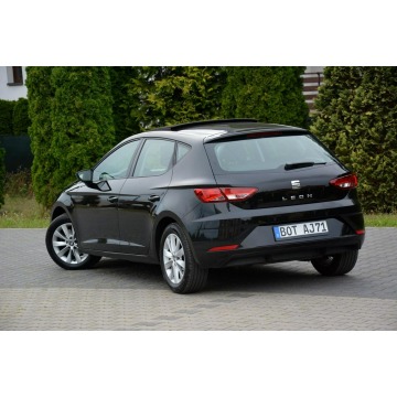 Seat Leon  Hatchback 2019,  1.5 benzyna - Na sprzedaż za 46 900 zł - Ostrów Mazowiecka - zdjęcie 5
