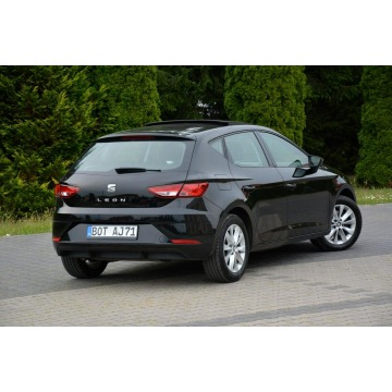 Seat Leon  Hatchback 2019,  1.5 benzyna - Na sprzedaż za 46 900 zł - Ostrów Mazowiecka - zdjęcie 12