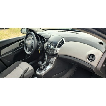 Chevrolet Cruze  Kombi 2014,  1.6 benzyna - Na sprzedaż za 26 500 zł - Przyszowice - zdjęcie 9