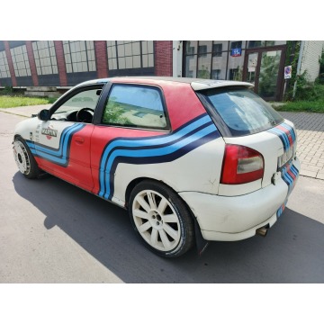 Audi A3  Hatchback 2000,  1.8 benzyna - Na sprzedaż za 14 900 zł - Warszawa - zdjęcie 7
