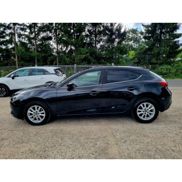 Mazda 3  Hatchback 2016,  2.0 benzyna - Na sprzedaż za 39 900 zł - Szczecin - zdjęcie 8