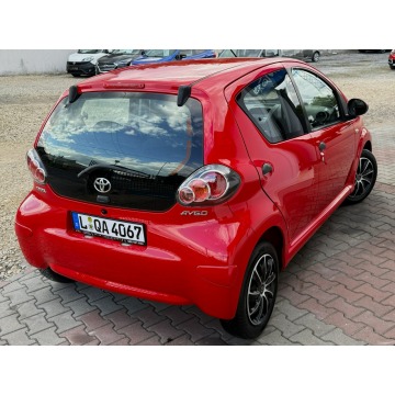 Toyota Aygo  Hatchback 2014,  1.0 benzyna - Na sprzedaż za 17 900 zł - Częstochowa - zdjęcie 3