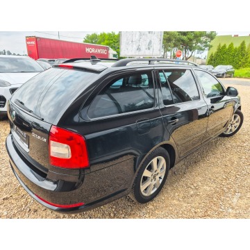 Skoda Octavia  Kombi 2010,  2.0 diesel, automat - Na sprzedaż za 20 000 zł - Tychy - zdjęcie 5