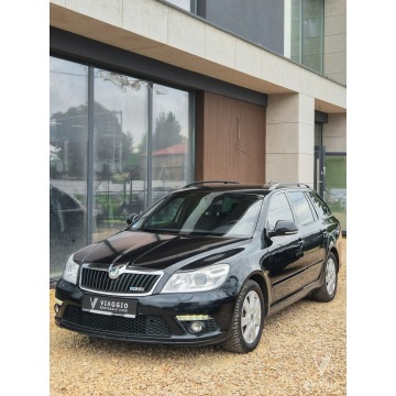 Skoda Octavia  Kombi 2010,  2.0 diesel, automat - Na sprzedaż za 20 000 zł - Tychy - zdjęcie 7