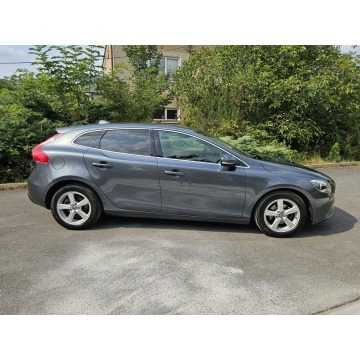Volvo V40  Hatchback 2013,  1.6 diesel - Na sprzedaż za 28 900 zł - Opoczno - zdjęcie 5