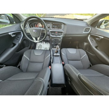 Volvo V40  Hatchback 2013,  1.6 diesel - Na sprzedaż za 28 900 zł - Opoczno - zdjęcie 7