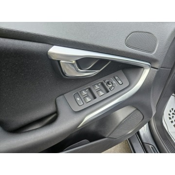 Volvo V40  Hatchback 2013,  1.6 diesel - Na sprzedaż za 28 900 zł - Opoczno - zdjęcie 12
