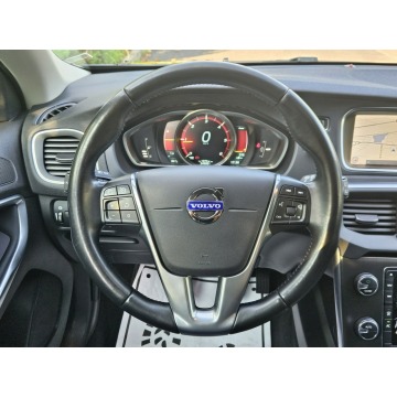 Volvo V40  Hatchback 2013,  1.6 diesel - Na sprzedaż za 28 900 zł - Opoczno - zdjęcie 9