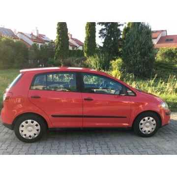 Volkswagen Golf  Hatchback 2005,  1.4 benzyna - Na sprzedaż za 7 999,00 zł - Częstochowa - zdjęcie 3