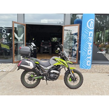 Premium TURYSTYK ZIPP VZ5 125 Kufry zarejestrowany... - Motocykle szosowo -... - Bicz - zdjęcie 4