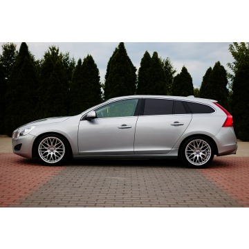 Volvo V60  Kombi 2012,  2.0 diesel, automat - Na sprzedaż za 22 900 zł - Rzekuń - zdjęcie 2