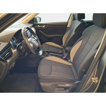 Skoda Kamiq  SUV 2022,  1.0 benzyna, automat - Na sprzedaż za 81 900 zł - Swarzędz - zdjęcie 9