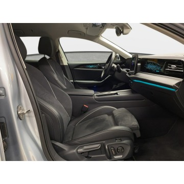 Volkswagen Passat  Kombi 2024,  2.0 diesel, automat - Na sprzedaż za 149 900 zł - Warszawa - zdjęcie 12