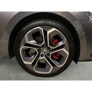 Skoda Octavia  Kombi 2023,  2.0 benzyna, automat - Na sprzedaż za 149 900 zł - Warszawa - zdjęcie 12