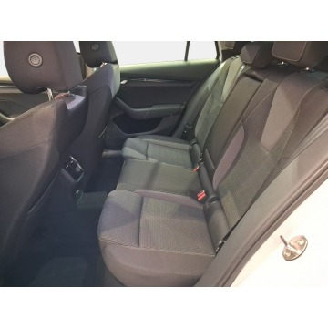 Skoda Octavia  Kombi 2024,  1.5 benzyna - Na sprzedaż za 102 500 zł - Swarzędz - zdjęcie 10