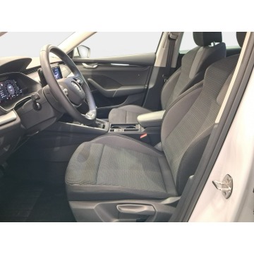 Skoda Octavia  Kombi 2024,  1.5 benzyna - Na sprzedaż za 102 500 zł - Swarzędz - zdjęcie 9