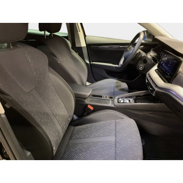 Skoda Octavia  Kombi 2023,  2.0 diesel, automat - Na sprzedaż za 114 700 zł - Warszawa - zdjęcie 12